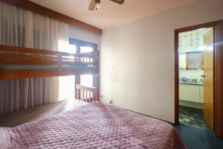 Casa à venda com 420m², 5 quartos e 8 vagas Casa à venda com 420m², 5 quartos e 8 vagasSuíte 1