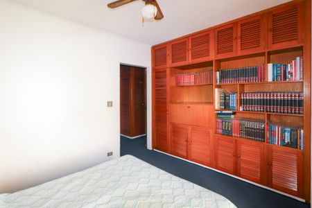 Casa à venda com 420m², 5 quartos e 8 vagas Casa à venda com 420m², 5 quartos e 8 vagasSuíte 2