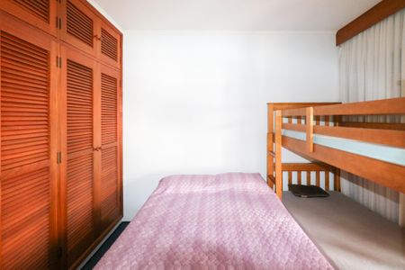 Casa à venda com 420m², 5 quartos e 8 vagas Casa à venda com 420m², 5 quartos e 8 vagasSuíte 1