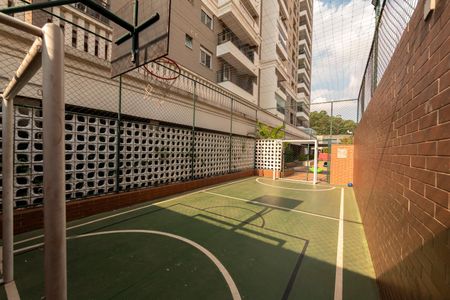 Apartamento para alugar com 109m², 3 quartos e 3 vagas Apartamento para alugar com 109m², 3 quartos e 3 vagasÁrea comum