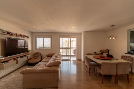Apartamento para alugar com 109m², 3 quartos e 3 vagas Apartamento para alugar com 109m², 3 quartos e 3 vagasSala