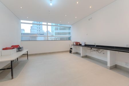 Studio para alugar com 30m², 1 quarto e sem vagaÁrea comum - Salão de festas