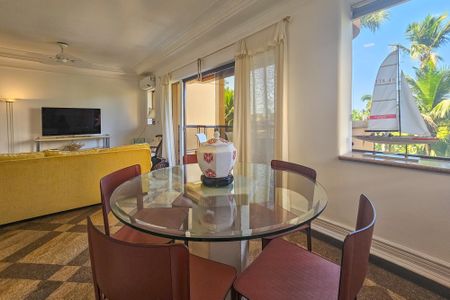 Apartamento para alugar com 170m², 3 quartos e 2 vagas Apartamento para alugar com 170m², 3 quartos e 2 vagasSala