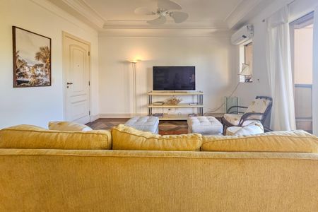 Apartamento para alugar com 170m², 3 quartos e 2 vagas Apartamento para alugar com 170m², 3 quartos e 2 vagasSala