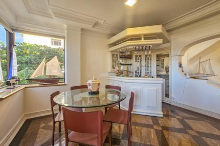 Apartamento para alugar com 170m², 3 quartos e 2 vagas Apartamento para alugar com 170m², 3 quartos e 2 vagasSala