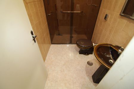 Casa à venda com 112m², 2 quartos e 1 vagaBanheiro