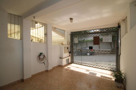 Casa à venda com 112m², 2 quartos e 1 vagaGaragem