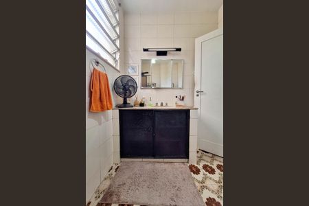 Apartamento à venda com 140m², 3 quartos e sem vaga Apartamento à venda com 140m², 3 quartos e sem vagaBanheiro