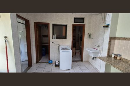 Casa à venda com 118m², 3 quartos e 2 vagas