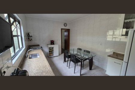 Casa à venda com 118m², 3 quartos e 2 vagas