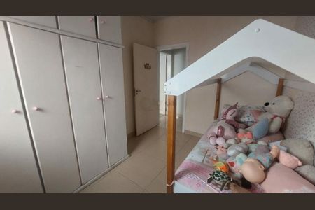 Casa à venda com 184m², 3 quartos e 3 vagas