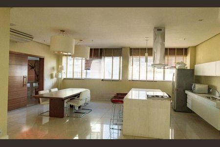 Apartamento à venda com 90m², 2 quartos e 1 vaga