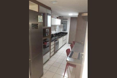 Apartamento à venda com 90m², 2 quartos e 1 vaga