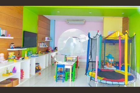 Apartamento à venda com 90m², 2 quartos e 1 vaga
