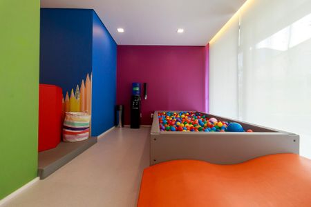 Apartamento à venda com 186m², 3 quartos e 3 vagas Apartamento à venda com 186m², 3 quartos e 3 vagasBrinquedoteca