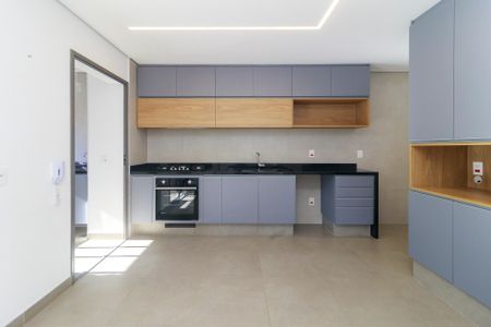 Apartamento à venda com 186m², 3 quartos e 3 vagas Apartamento à venda com 186m², 3 quartos e 3 vagasCozinha