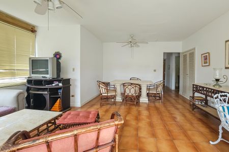 Apartamento para alugar com 156m², 3 quartos e 3 vagas Apartamento para alugar com 156m², 3 quartos e 3 vagasSala