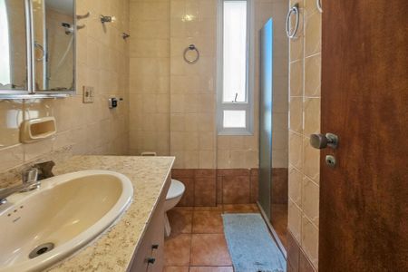 Apartamento para alugar com 156m², 3 quartos e 3 vagas Apartamento para alugar com 156m², 3 quartos e 3 vagasBanheiro 2