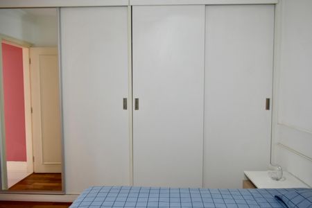 Apartamento à venda com 134m², 3 quartos e 1 vaga Apartamento à venda com 134m², 3 quartos e 1 vagaSuíte