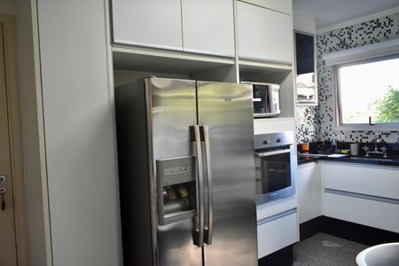 Apartamento à venda com 134m², 3 quartos e 1 vaga Apartamento à venda com 134m², 3 quartos e 1 vagaCozinha