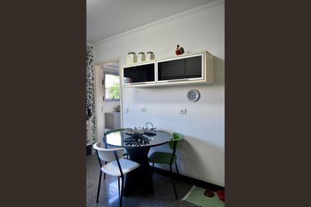 Apartamento à venda com 134m², 3 quartos e 1 vaga Apartamento à venda com 134m², 3 quartos e 1 vagaCozinha