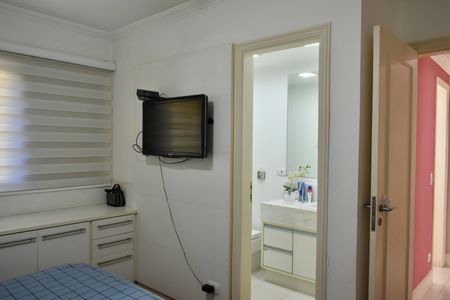 Apartamento à venda com 134m², 3 quartos e 1 vaga Apartamento à venda com 134m², 3 quartos e 1 vagaSuíte
