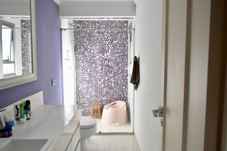Apartamento à venda com 134m², 3 quartos e 1 vaga Apartamento à venda com 134m², 3 quartos e 1 vagaBanheiro Social
