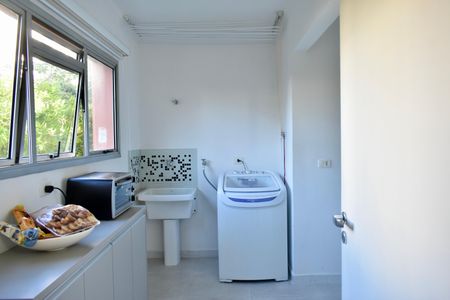 Apartamento à venda com 134m², 3 quartos e 1 vaga Apartamento à venda com 134m², 3 quartos e 1 vagaÁrea de Serviço