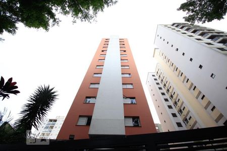 Apartamento à venda com 134m², 3 quartos e 1 vaga Apartamento à venda com 134m², 3 quartos e 1 vagaFachada