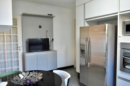 Apartamento à venda com 134m², 3 quartos e 1 vaga Apartamento à venda com 134m², 3 quartos e 1 vagaCozinha