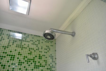 Apartamento à venda com 134m², 3 quartos e 1 vaga Apartamento à venda com 134m², 3 quartos e 1 vagaBanheiro da Suíte