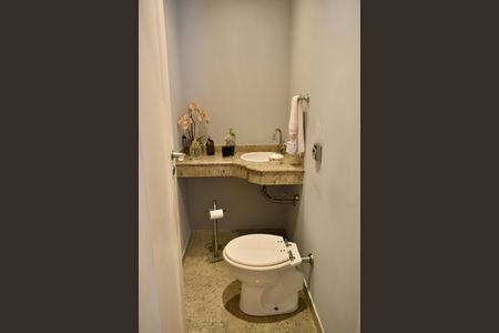 Apartamento à venda com 134m², 3 quartos e 1 vaga Apartamento à venda com 134m², 3 quartos e 1 vagaLavabo