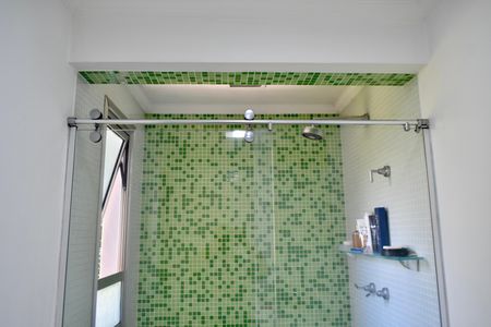 Apartamento à venda com 134m², 3 quartos e 1 vaga Apartamento à venda com 134m², 3 quartos e 1 vagaBanheiro da Suíte