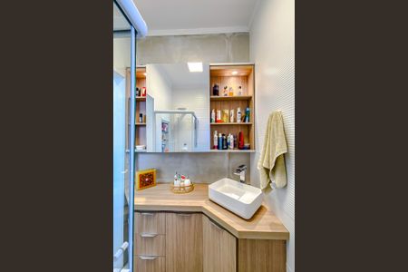 Casa à venda com 250m², 3 quartos e 2 vagasBanheiro da Suíte