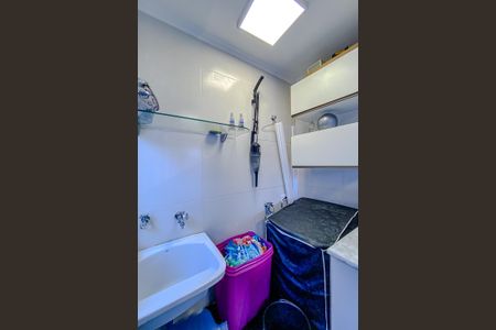 Casa à venda com 250m², 3 quartos e 2 vagasÁrea de Serviço