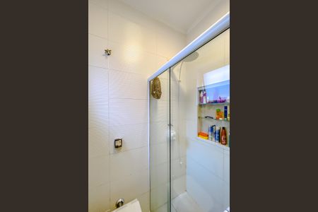 Casa à venda com 250m², 3 quartos e 2 vagasBanheiro da Suíte