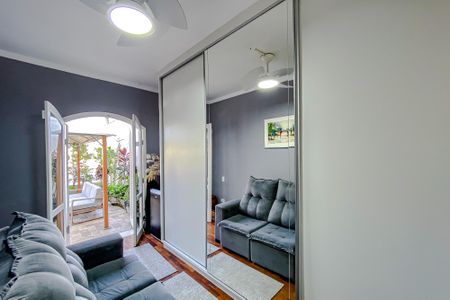 Casa à venda com 250m², 3 quartos e 2 vagasQuarto 2