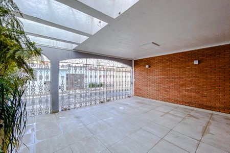 Casa à venda com 250m², 3 quartos e 2 vagasGaragem