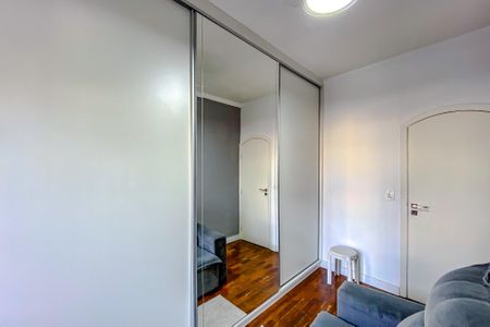 Casa à venda com 250m², 3 quartos e 2 vagasQuarto 2