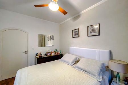 Casa à venda com 250m², 3 quartos e 2 vagas Suíte