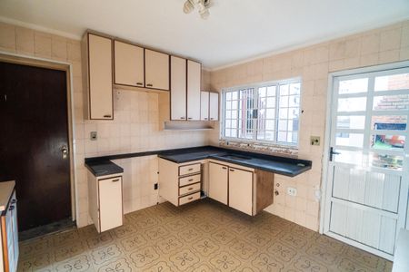 Casa à venda com 200m², 4 quartos e 2 vagas Casa à venda com 200m², 4 quartos e 2 vagasCozinha