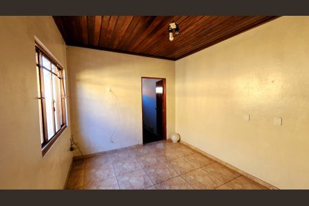 Casa à venda com 109m², 2 quartos e 1 vagaSala