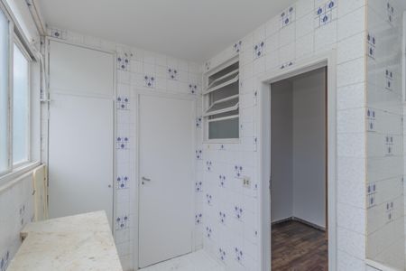 Apartamento à venda com 98m², 3 quartos e 1 vaga Apartamento à venda com 98m², 3 quartos e 1 vagaCozinha