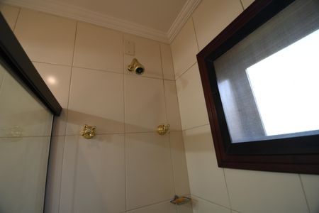 Casa de condomínio à venda com 420m², 4 quartos e 7 vagasSuíte Banheiro 2