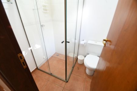 Casa de condomínio à venda com 420m², 4 quartos e 7 vagasBanheiro da Churrasqueira