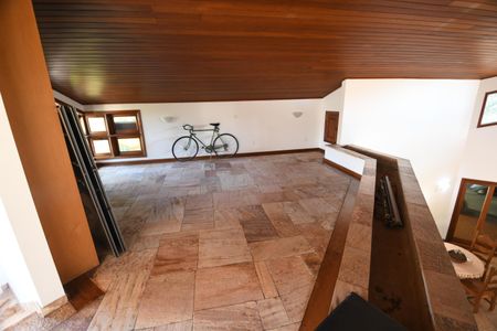 Casa de condomínio à venda com 420m², 4 quartos e 7 vagasSala - Mezanino