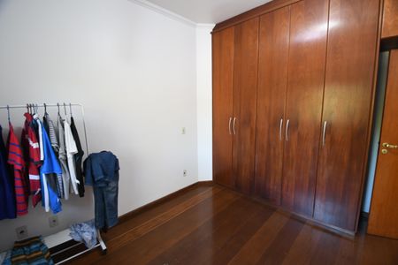 Casa de condomínio à venda com 420m², 4 quartos e 7 vagasQuarto Suíte 3