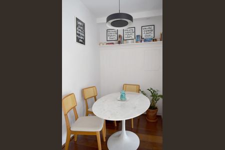 Apartamento à venda com 85m², 2 quartos e 2 vagasSala