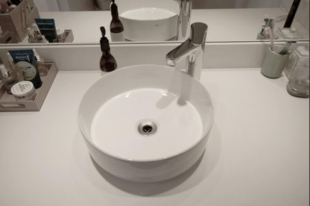 Apartamento à venda com 85m², 2 quartos e 2 vagasBanheiro da Suíte