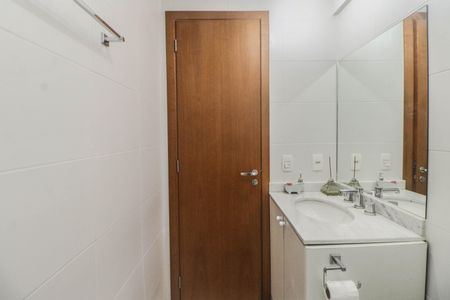 Apartamento à venda com 73m², 3 quartos e 2 vagasBanheiro Social